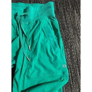 Lululemon Dance Studio Mid-Rise Pant *Full Length Unlined* Kelly Green thumbnail 4