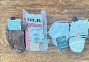 New Women Socks Madewell Uniqlo Eddie Bauer‎ 4 Pairs Bundle OLD STOCK thumbnail 1