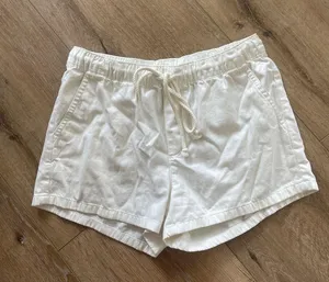 Aerie white shorts thumbnail 1