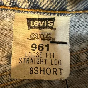 Levi’s Vintage 961 Waist 28 inches Inseam 28 inches Light Wash Loose fit 1996 thumbnail 12