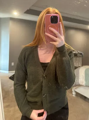 Green Cardigan thumbnail 5