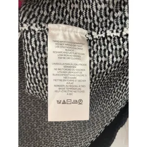 Anthropologie Maeve Preppy Black/White Cropped Plunging Polo Cardigan Size Small thumbnail 11