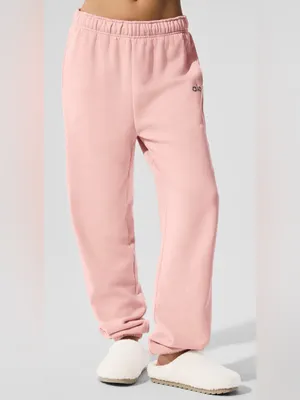 Alo Yoga NWT Accolade Sweatpants Joggers Pink Quartz Size M thumbnail 3