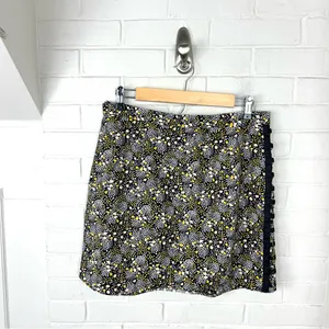 Topshop Floral Print Casual Skirt Size 10 thumbnail 2