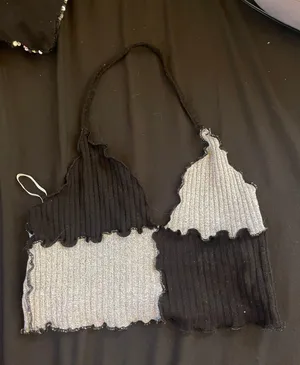 Cropped Top thumbnail 1