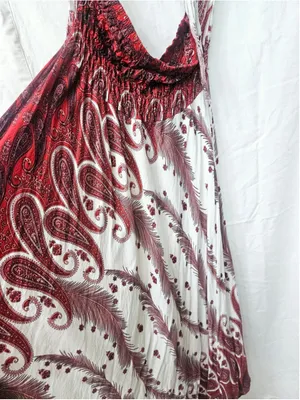 Ingkarat Women's Festher Print Convertible Halter Maxi Dress/Skirt OS thumbnail 4