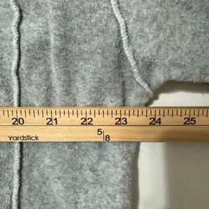 Aerie Graphic Crewneck Winter Tour Size XS Oversized Sweatshirt Gray thumbnail 5