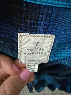 American Eagle Women’s Vintage Boyfriend Preppy Cotton Blend Button Down Shirt thumbnail 2