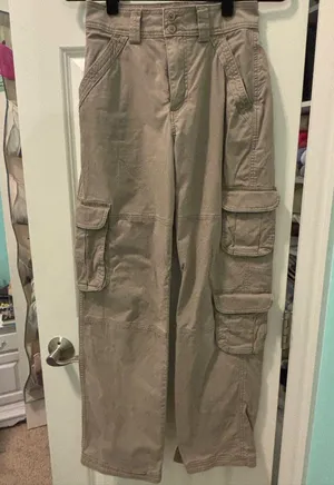 Abercrombie Cargo Pants thumbnail 1