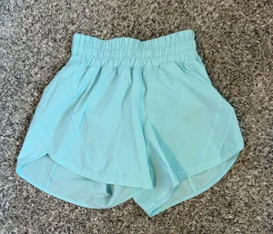 Lululemon Shorts thumbnail 1