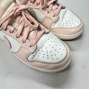 Nike Dunk Low Light Pink White Sneakers Womens 7 Tennis Shoes Running Casual thumbnail 3