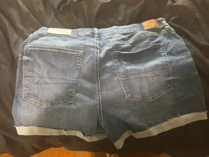 American Eagle Shorts High-Rise Shortie thumbnail 2