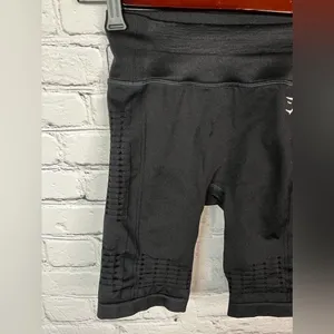 GYMSHARK‎ GLOW Seamless Black Shorts Cutout Perforated XS Stretch Workout NWOT thumbnail 4