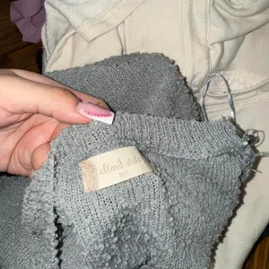 Altard State NWOT Gray Sweater Size‎ M/L thumbnail 4