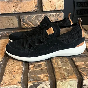 Earth Desire‎ Flow Women’s Black & Tan Slip On Sneakers Size 8 thumbnail 5