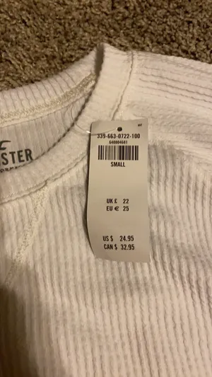 Hollister Top thumbnail 2