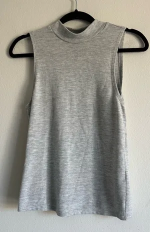Abercrombie and Fitch mockneck Top thumbnail 1
