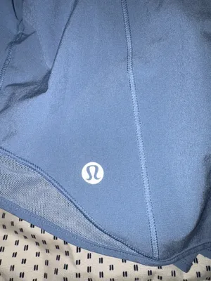 Lululemon Shorts 4”  thumbnail 5