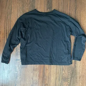 Old navy black long sleeve tee thumbnail 3