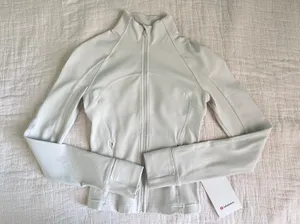 Lululemon Define Cropped Jacket thumbnail 1
