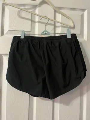 Juicy Couture Women’s Shorts L thumbnail 2