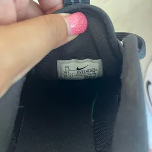 Nike Black Motiva Walking Shoes Women 6.5 Lace Up thumbnail 9