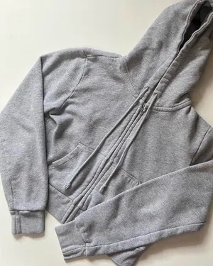 Brandy Melville sweatshirt thumbnail 2