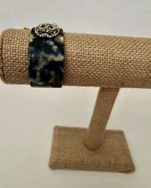 Amrita Singh Austrian Crystal & Goldtone Tiger Cuff thumbnail 4