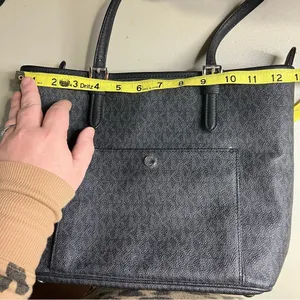 Michael Kors‎ medium size shoulder bag black gray thumbnail 12