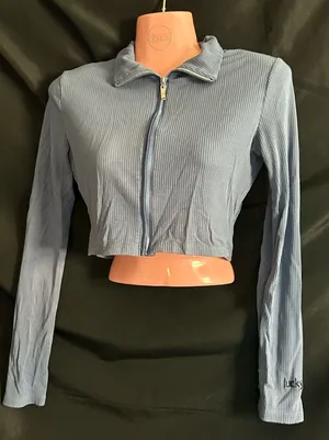 Lucky Label Women's Blue Crop Zip-Up Long Sleeved Top SZ MD thumbnail 1