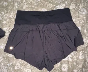 Lululemon running shorts thumbnail 2