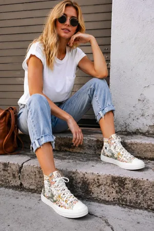 Converse Chuck Taylor All Star Floral High Top Sneakers Women Sz 6.5 Boho Canvas thumbnail 1