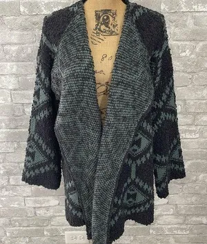 POL Oversized Aztec Chunky Knit Cardigan thumbnail 1