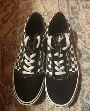 Black Size 8 thumbnail 4