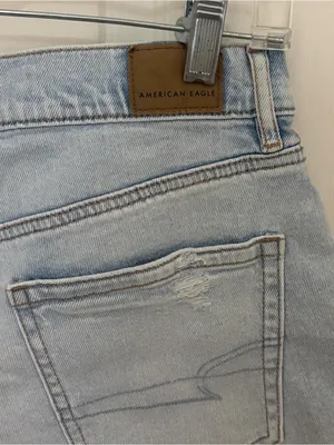 NWT!! American Eagle Super High Rise Relaxed Strigid Distressed Short thumbnail 7