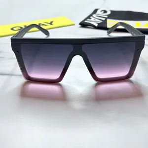 Quay Australia Hindsight Shield Sunglasses thumbnail 4