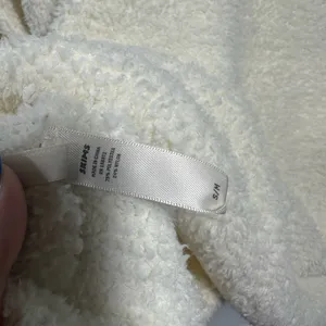 Skims Cozy Plush Cream Pullover Sherpa thumbnail 8