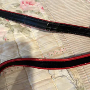 Gucci vintage crossbody bag black with red trim. Beautiful inside has wear shown thumbnail 7
