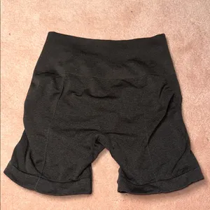 FRESOUGHT Workout Gym Butt Scrunch Tummy Control High Waisted Shorts Dark Grey thumbnail 4