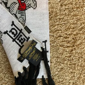 Ed Hardy Christian Audigier White Scarf Death or Glory Skull Graphic Fringe thumbnail 6