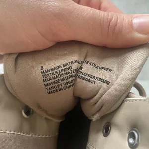 NWOT women’s beige suede boots size 8 thumbnail 5