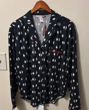 Victoria's Secret Black and White Patterned women,s nightshirt thumbnail 1