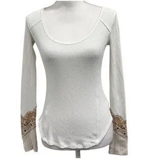 We the Free White Scoop Neck Waffle Knit Thermal Bandana Crochet Cuff Sz XS Boho thumbnail 3