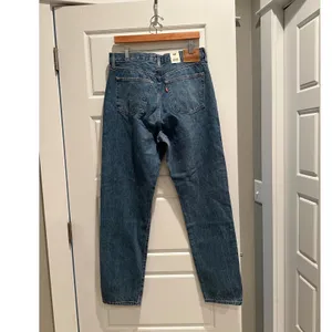 Levis 501‎ 81 High Rise Tapered Jeans Blue Denim 31x31 NWT thumbnail 2