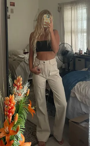 Beige Flare Jeans thumbnail 2