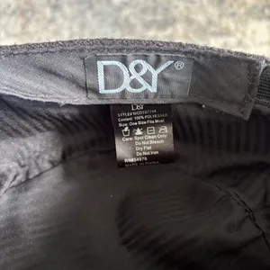 Y2K vintage newsboy black cap with button details women’s thumbnail 7