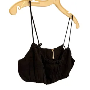 Free People Black Crop‎ Top nwt thumbnail 2