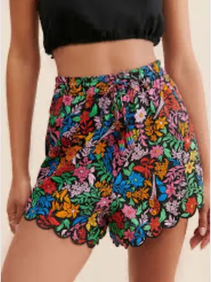 FARM Rio Tropical Garden Floral Shorts | Scallop Hem Size Medium🌺 thumbnail 1