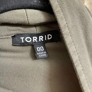 Torrid Army Green Light Weight Drape Front Anorak Top 00 Medium/10 thumbnail 5