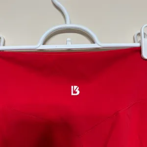 Buffbunny Red Leggings With Pockets Medium thumbnail 4